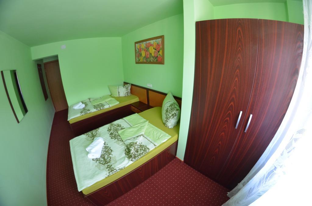 Hotel Le Baron Timişoara Chambre photo