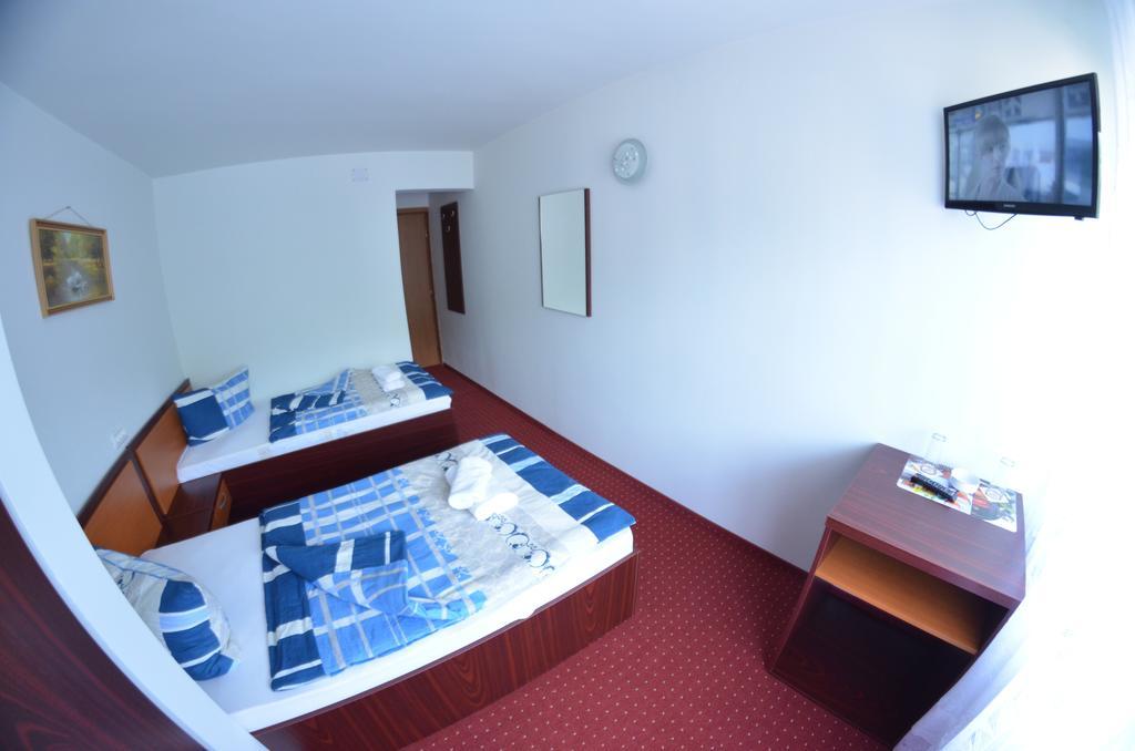 Hotel Le Baron Timişoara Chambre photo