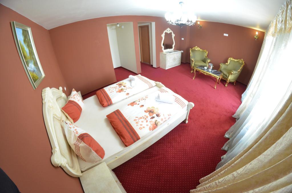 Hotel Le Baron Timişoara Chambre photo